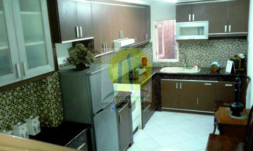 Dapur Rumah Mewah Pondok Indah.jpg