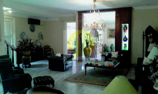 Ruang Tengah Rumah Mewah Pondok Indah.jpg
