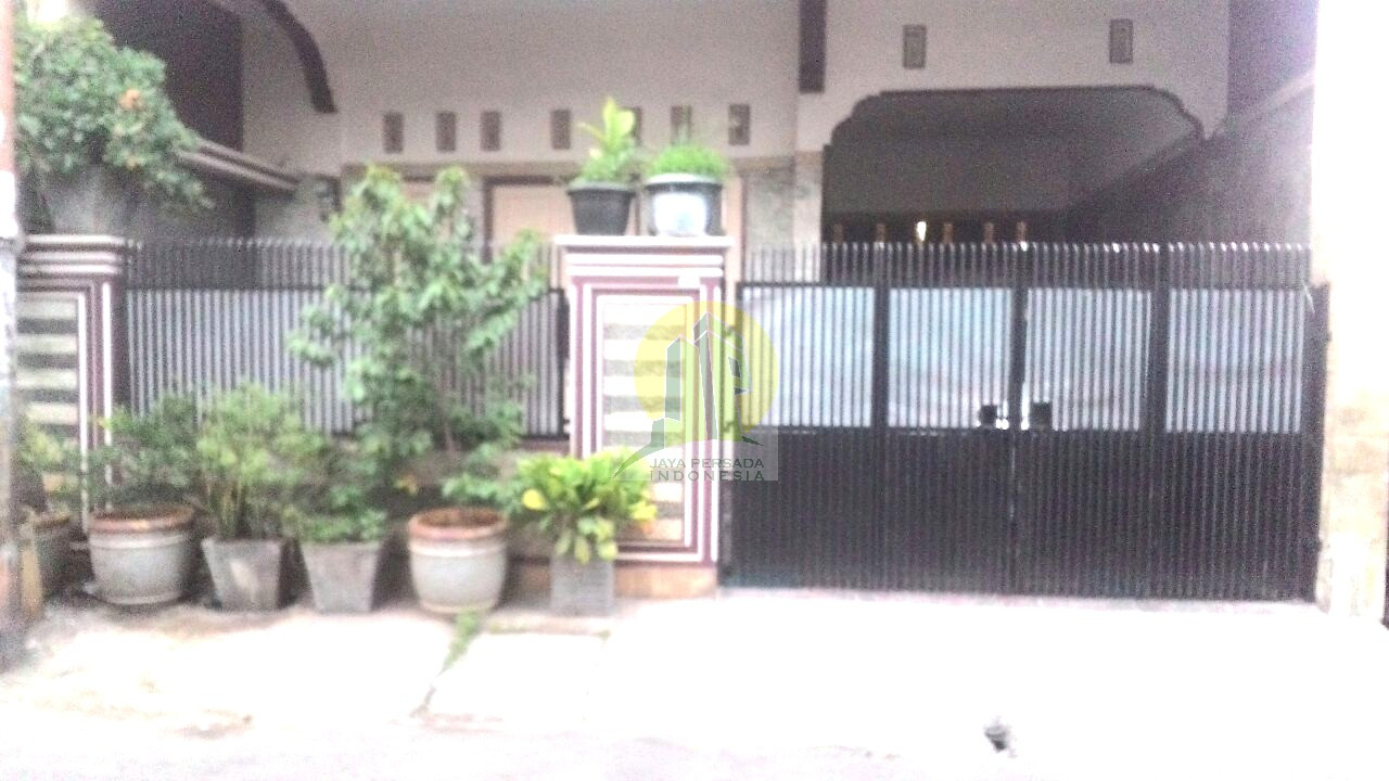 Tampak Depan rumah dijual di Jatinegara.jpg