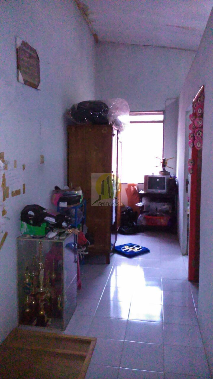 Ruang Lantai2 Rumah dijual di Cijantung.jpg