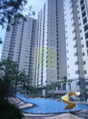 Fasilitas Kolam Renang Apatemen Maple Park.jpg