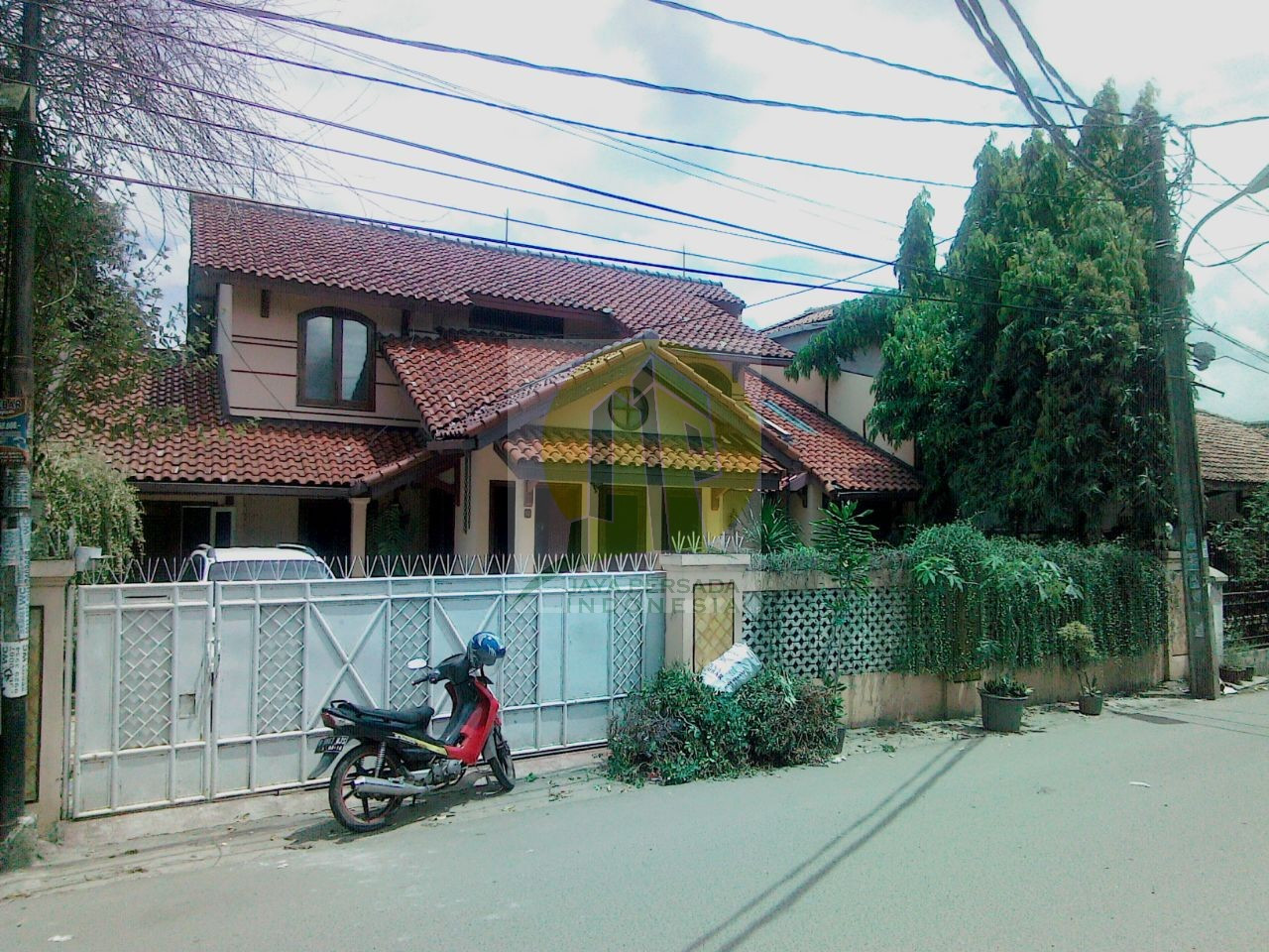 Tampak Depan Rumah dijual daerah Pondok Cabe.jpg