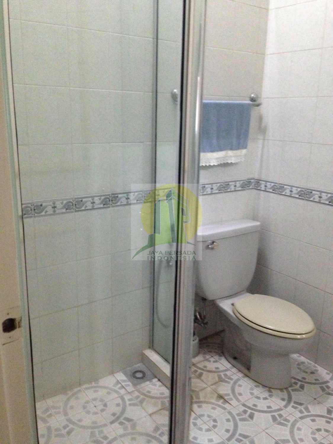 Kamar Mandi Rumah dijual daerah Pondok Cabe.jpg