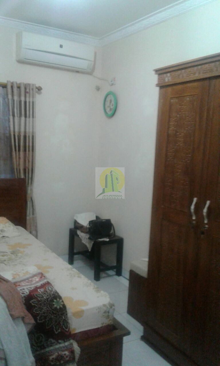 Kamar Tidur rumah dijual di pondok kelapa.jpg
