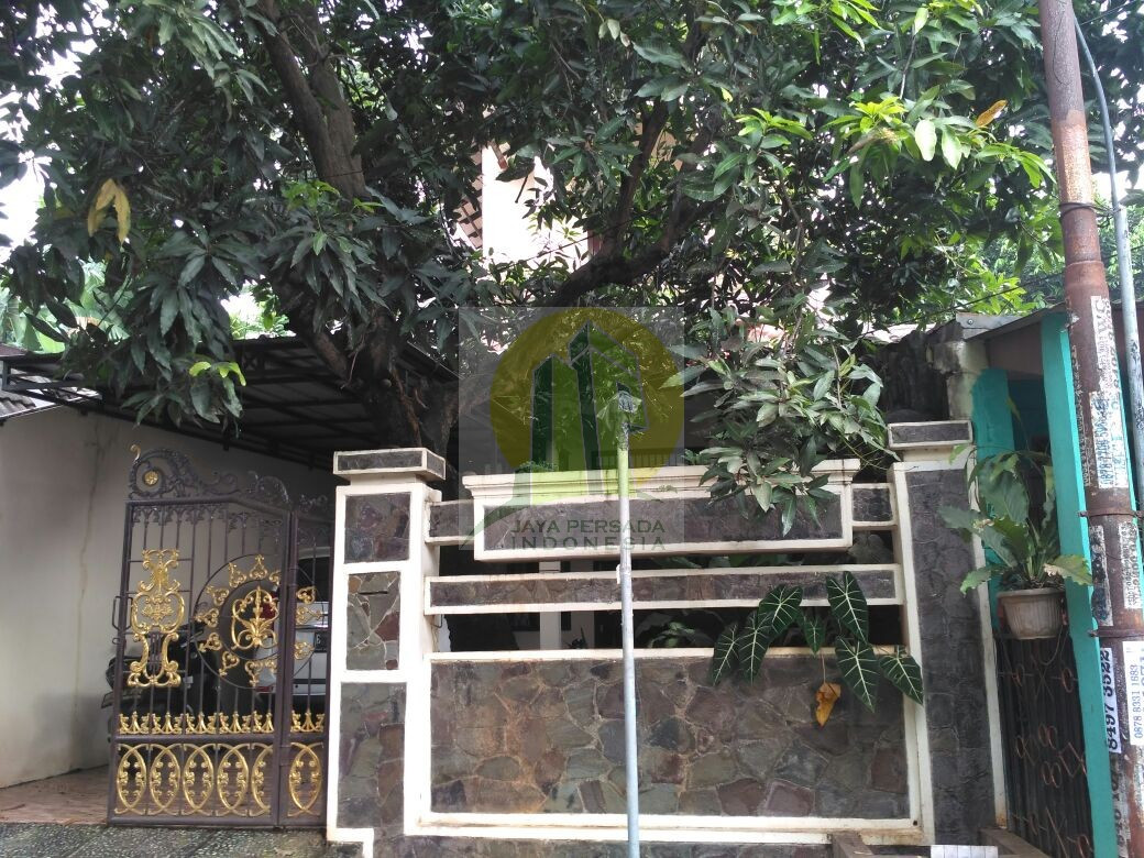 Tampak depan rumah dijual di jatikramat.jpg
