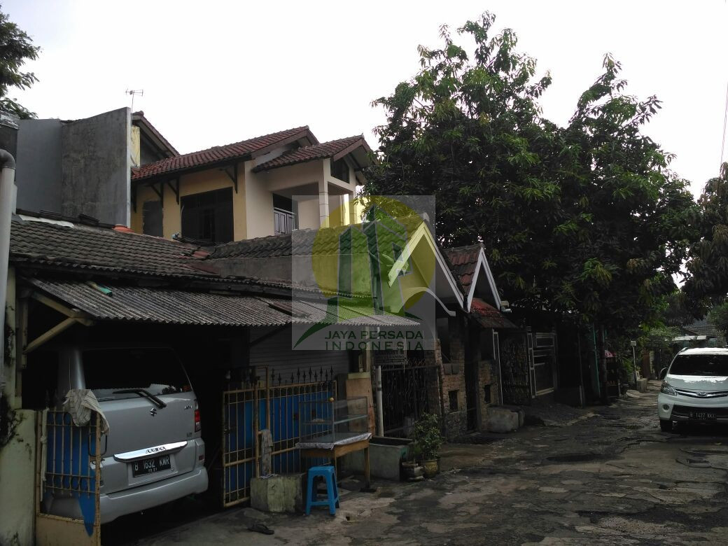 tampak bagian depan rumah dijual di jatikramat.jpg