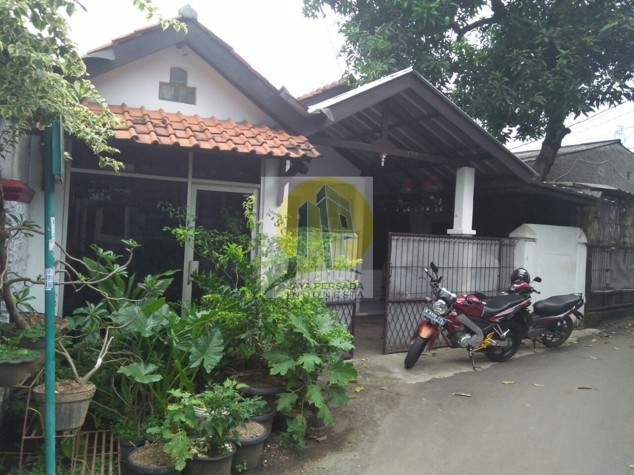Rumah Strategis di Kelapa 2 Wetan Ciracas Jakarta Timur