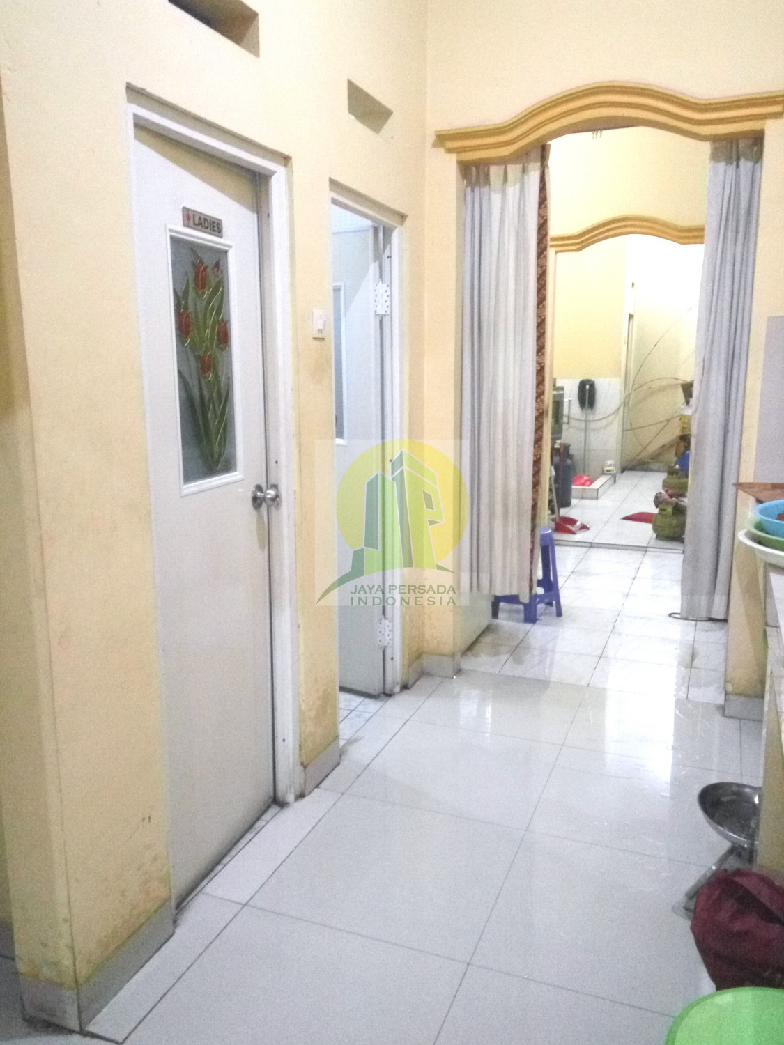 Kamar Mandi Ruko dijual di Jatikramat Bekasi.jpg