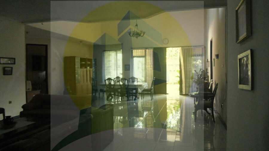 Ruang Tengah Rumah Mewah di Pondok Aren Bintaro