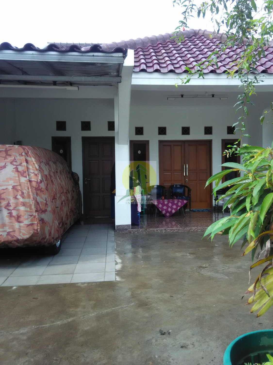 Tampak Depan Rumah di Pejaten.jpg