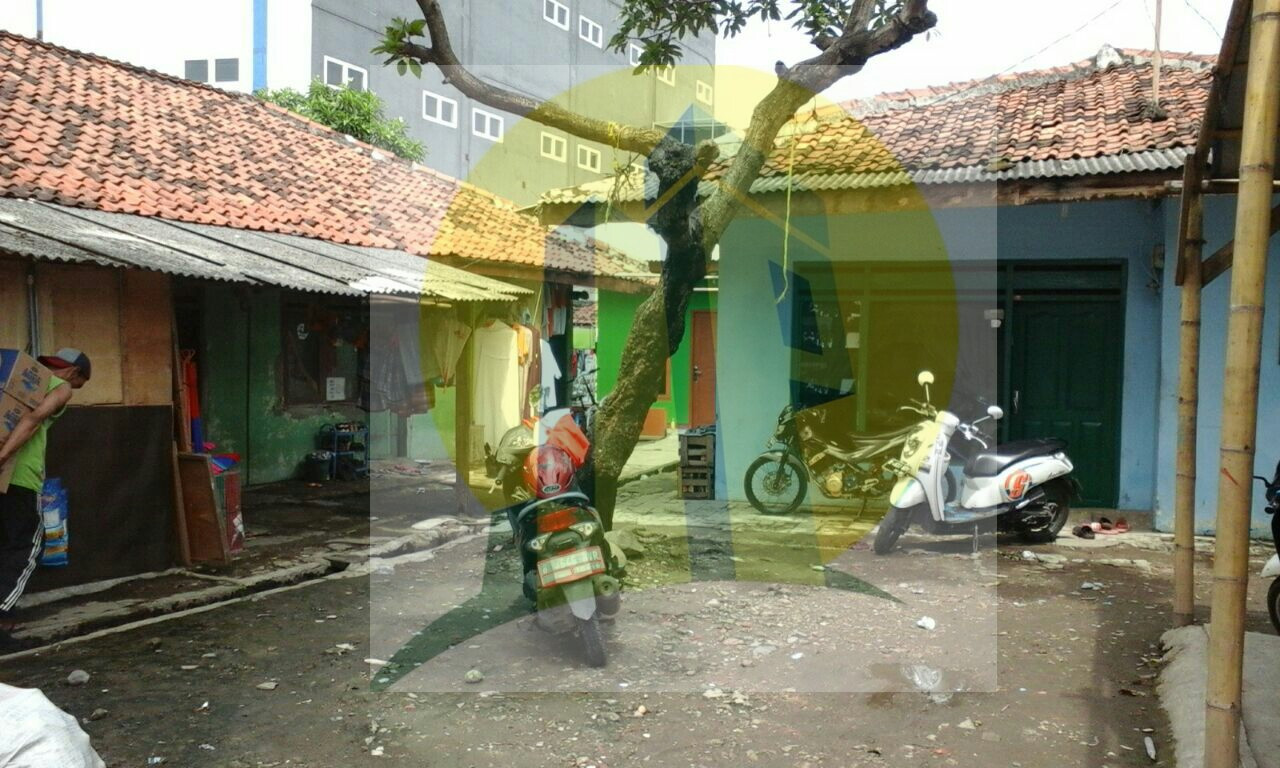 Tanah dan rumah lama di Kalideres