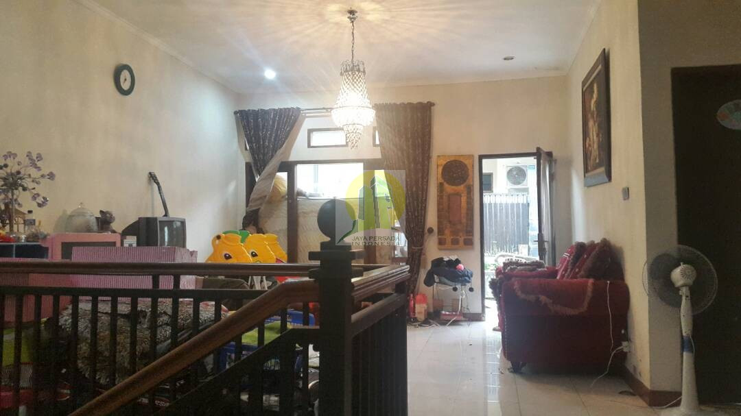 Lantai 2 Rumah dijual di Kemang Jaksel