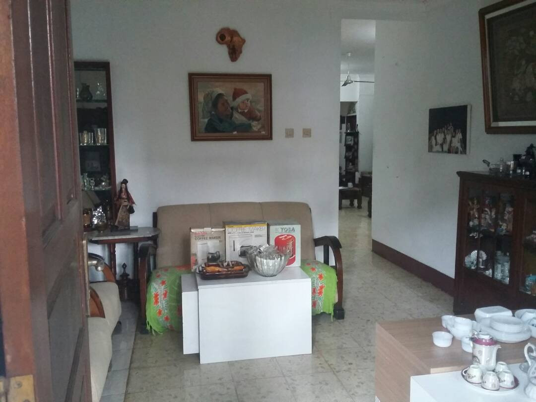 Ruang Tamu Rumah Strategis dijual di Kota Bekasi.jpeg