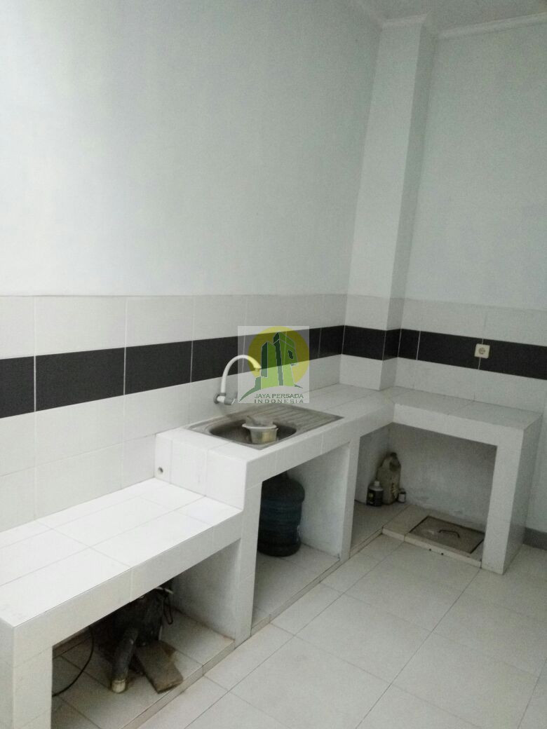 Dapur Rumah Baru Minimalis 2 Lantai di sawangan depok.jpg
