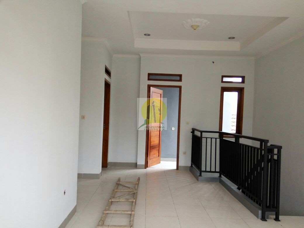 Ruangan Lantai 2 Rumah Baru Minimalis 2 Lantai di sawangan depok.jpg