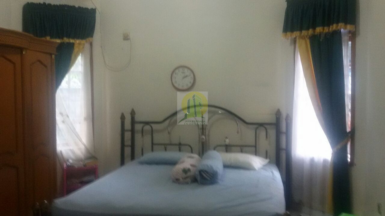 Kamar tidur Rumah asri di harapan jaya bekasi.jpg