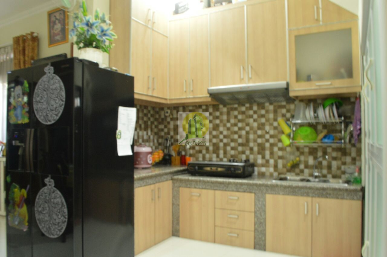 Dapur Rumah Bagus di Pondok Kelapa Duren Sawit Jakarta Timur
