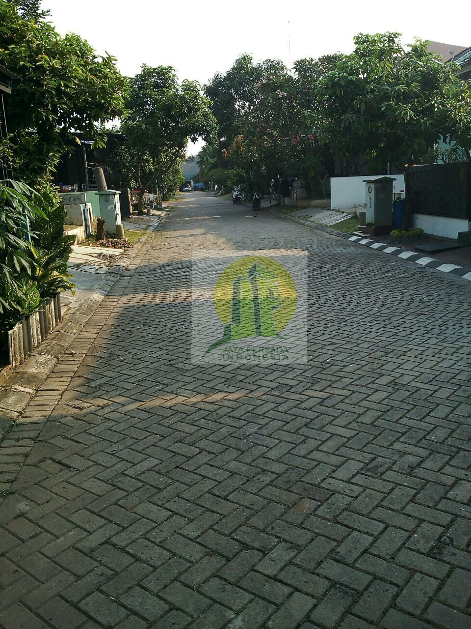 Akses Jalan Rumah Minimalis nan Cantik di Cileungsi