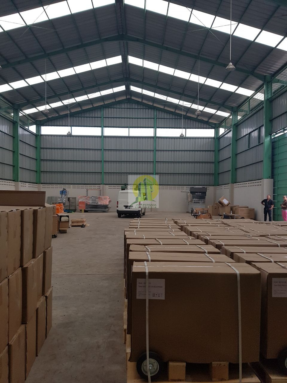 Area Gudang Baru di Narogong Bogor.jpg