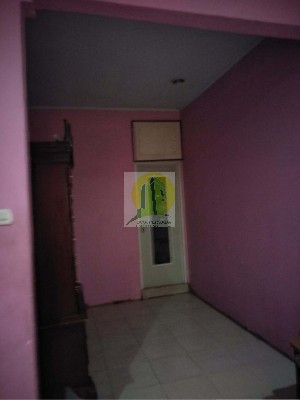 Rumah Di Kawasan Komersil, Galaxi, Bekasi barat.