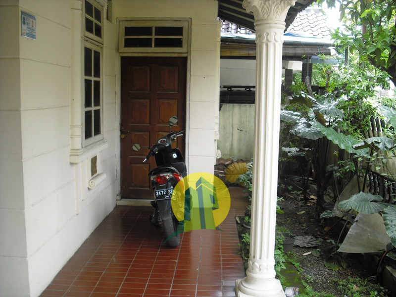 Rumah Keren di Ciputat