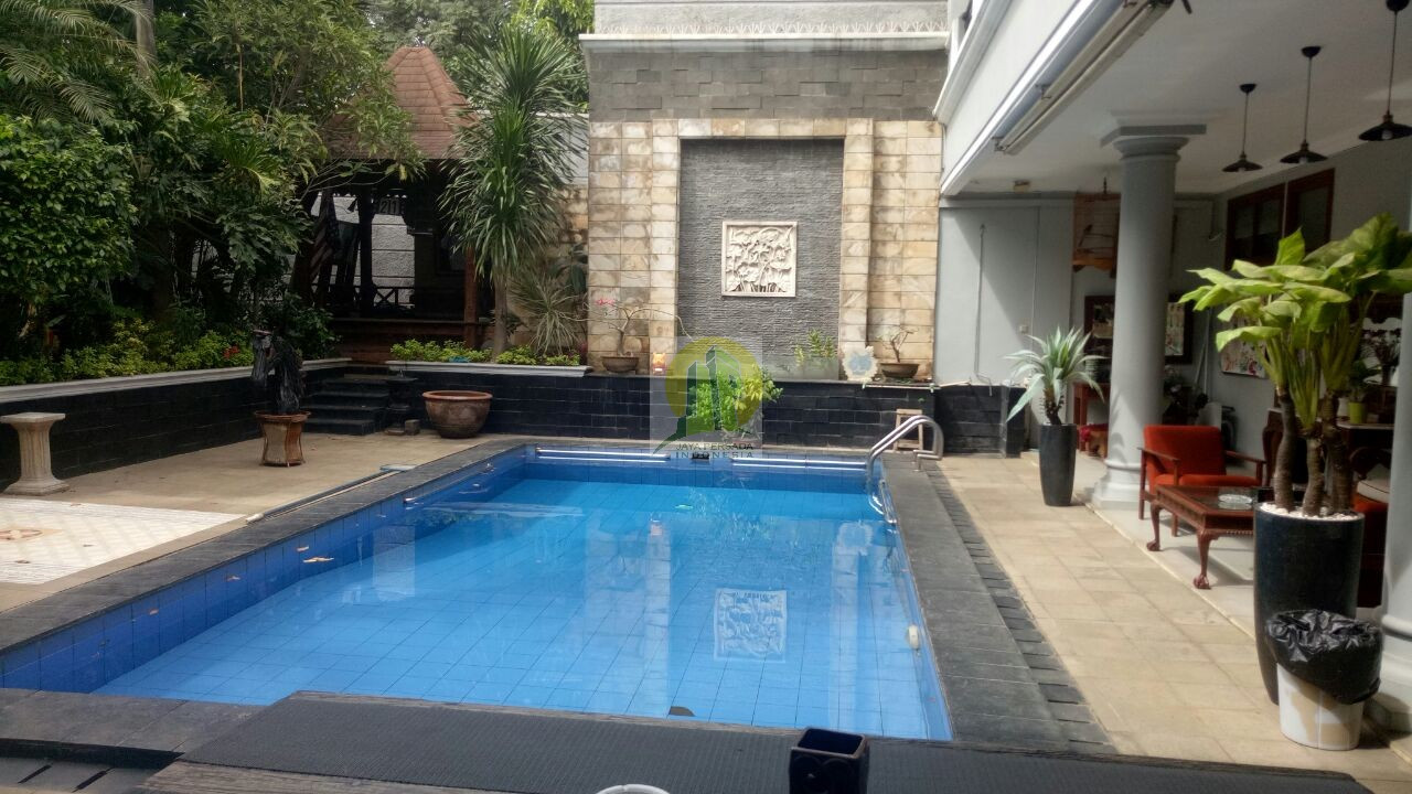 Rumah Mewah di Cilandak Permai Jaksel