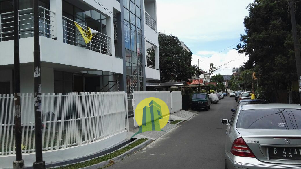 akses jalan strategis