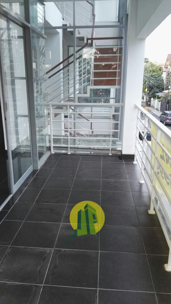 rumah dijual di pondok indah bisa KPR.jpeg