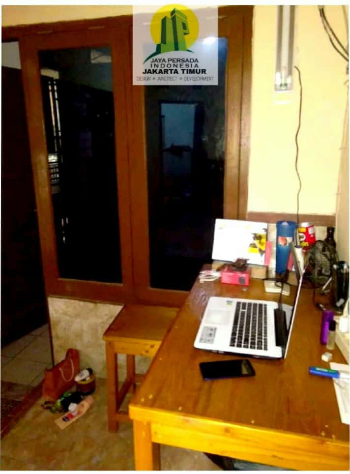 Rumah strategis pinggir jalan tambun