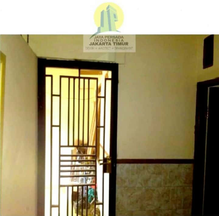 Rumah strategis pinggir jalan tambun