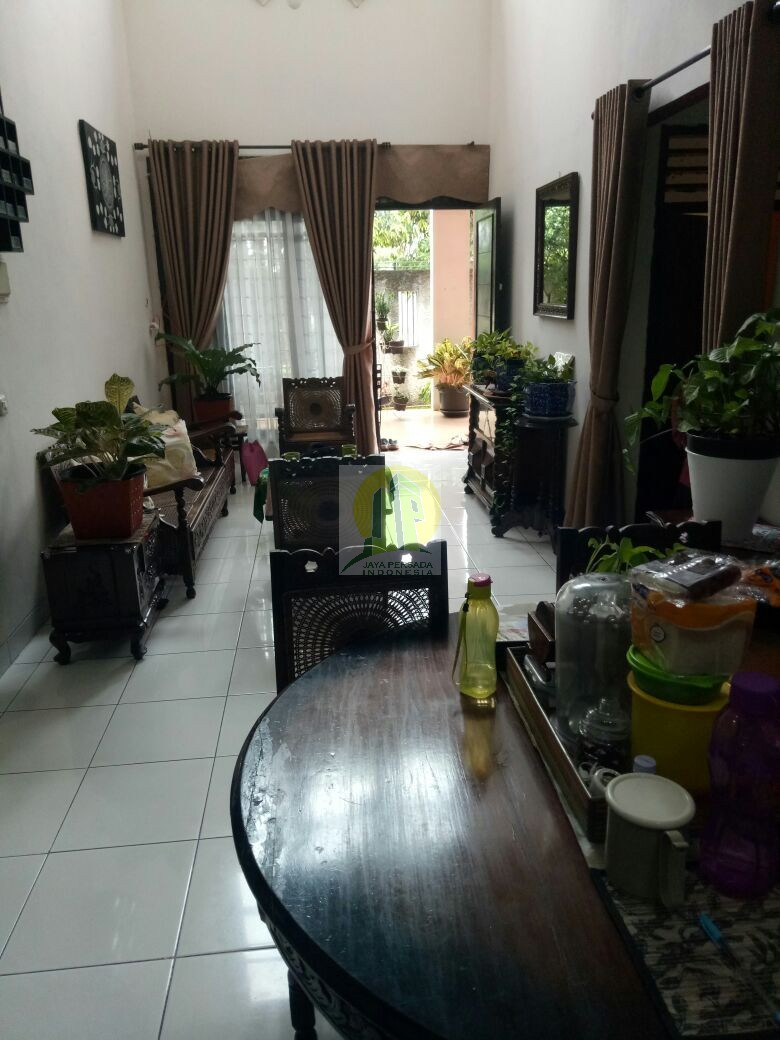Bagian Dalam Rumah Second Murah Strategis dekat Walikota Tangsel