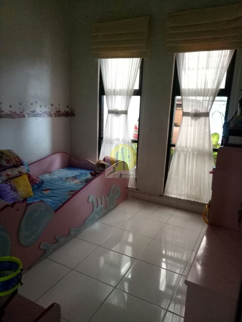 Kamar Anak Rumah Second Murah Strategis dekat Walikota Tangsel