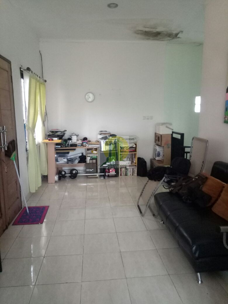 Lantai 2 Rumah Second Murah Strategis dekat Walikota Tangsel