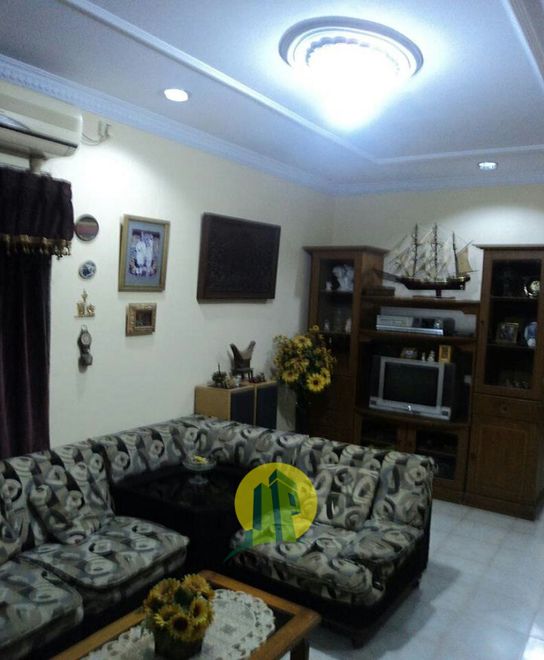 Rumah Besar Harga Ekonomis 3 Kamar Tidur bisa kpr di kalisari jaktim