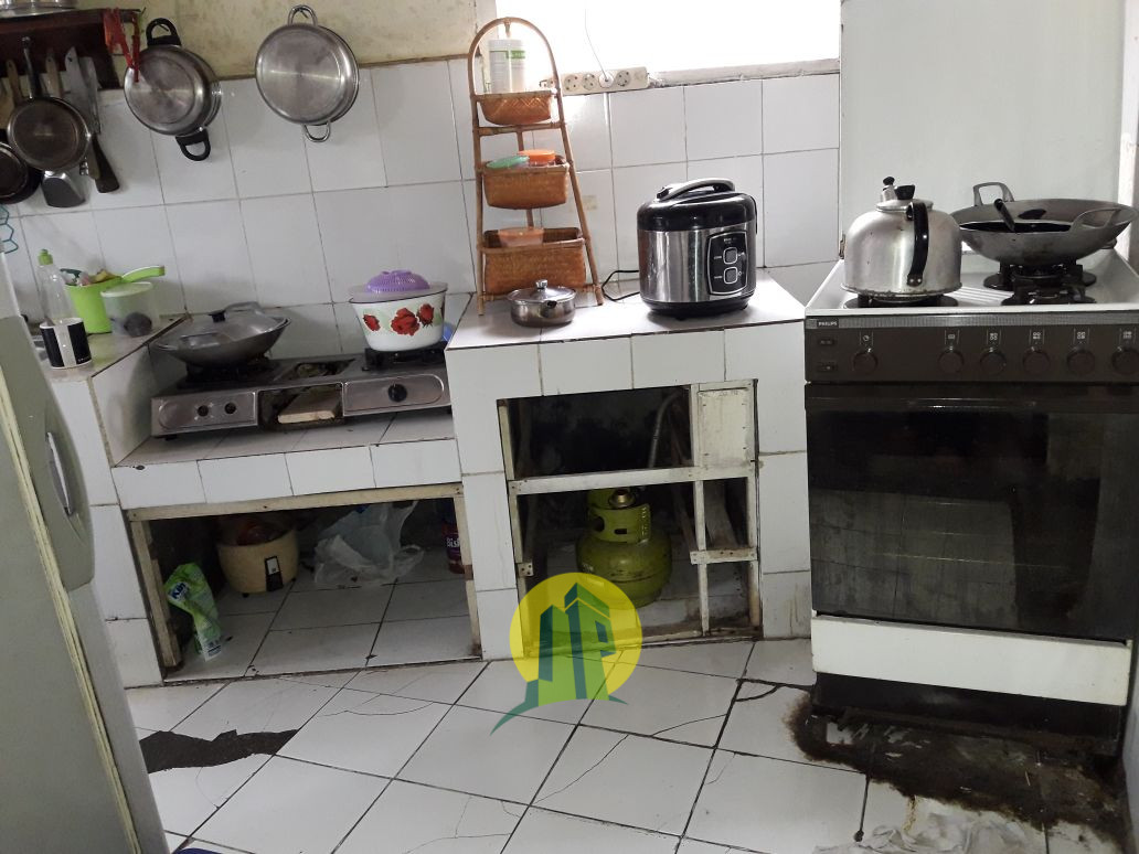 Rumah second siap huni di Ciracas jaktim