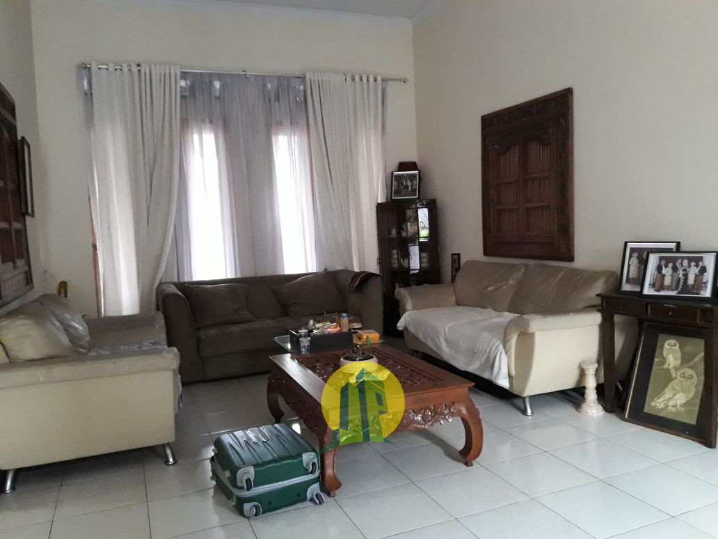 Rumah second siap huni di Ciracas jaktim