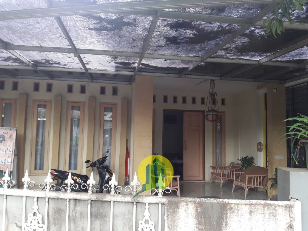 Rumah second siap huni di Ciracas jaktim