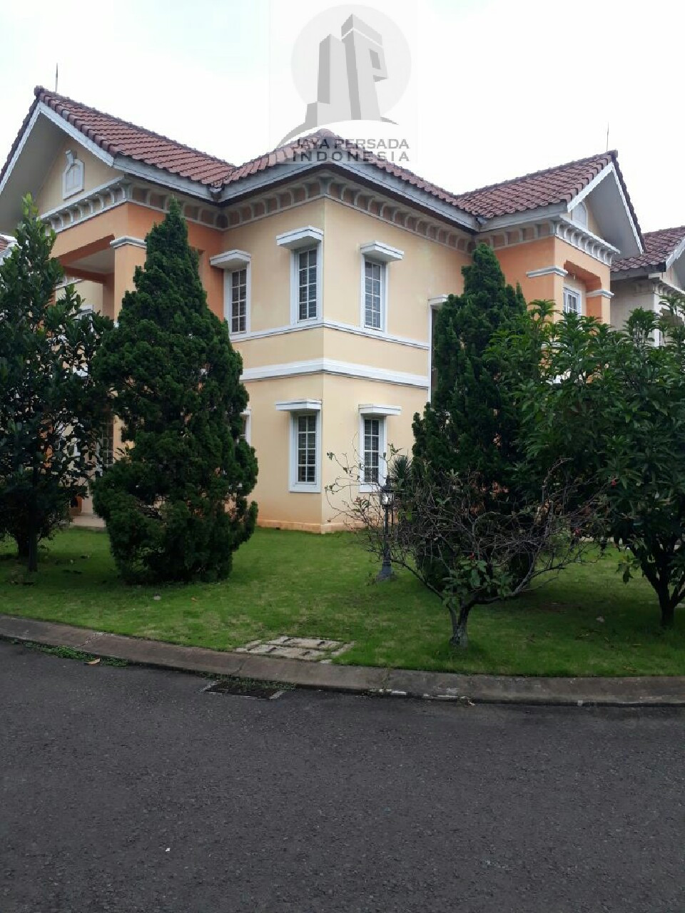 Rumah legenda wisata