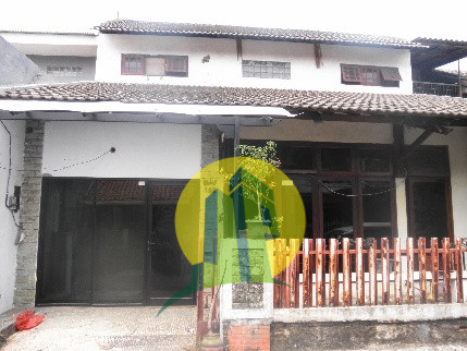 Dijual Cepat Rumah 2 lantai di Cisanggarung Semper Barat