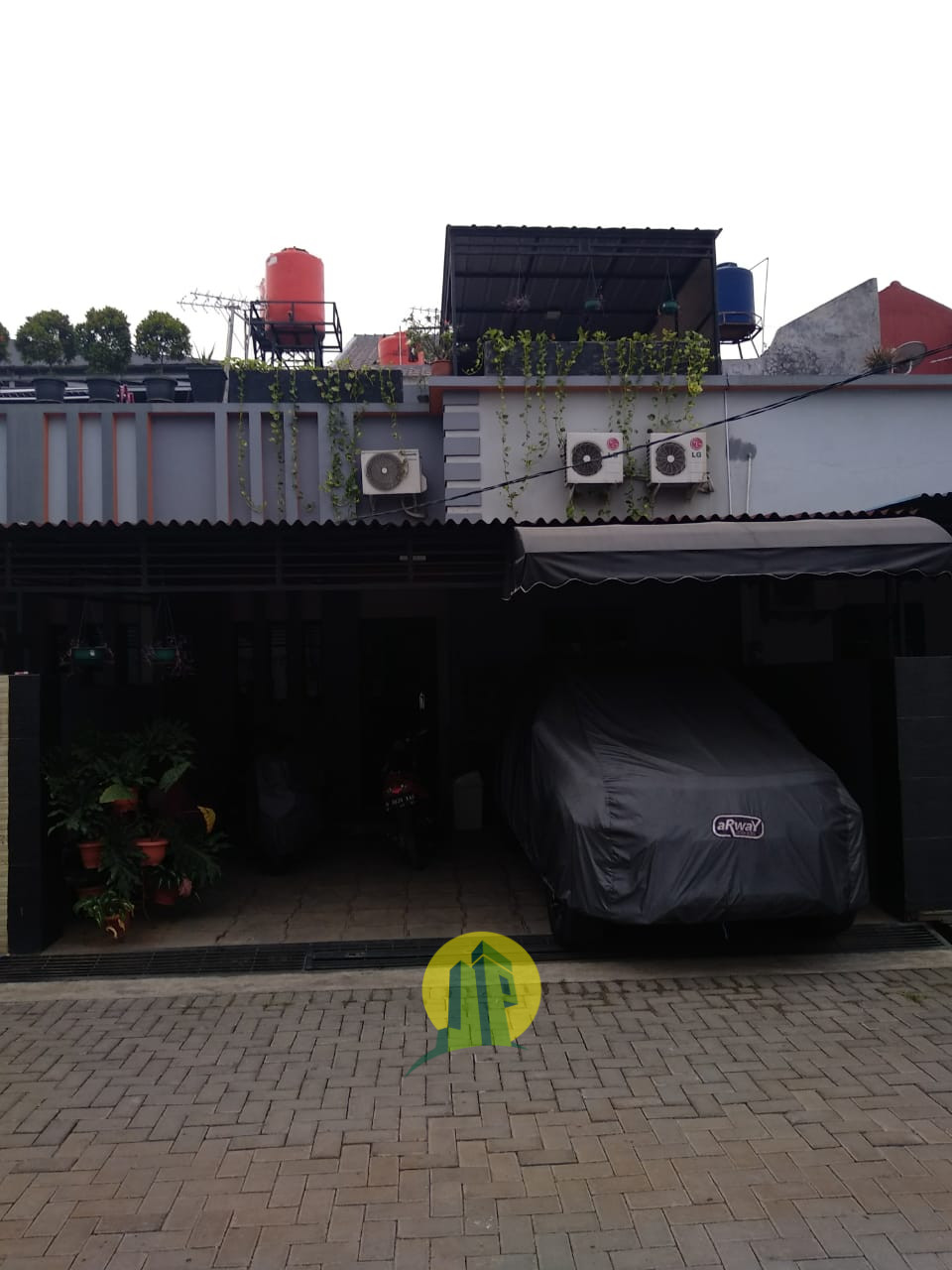 Rumah siap huni dijual cepat Full Furnish di Bintara Bekasi Barat