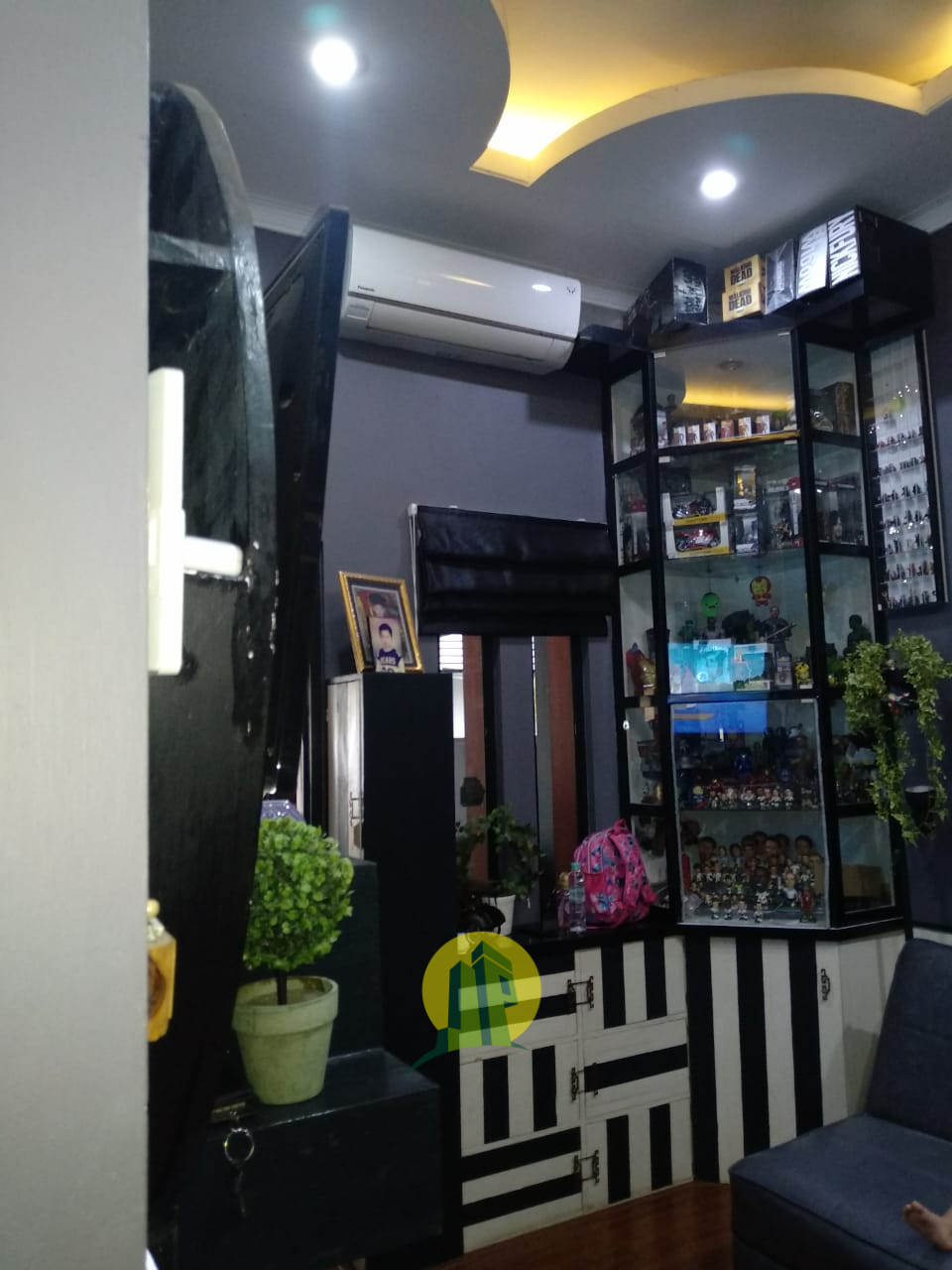 Rumah siap huni dijual cepat Full Furnish di Bintara Bekasi Barat