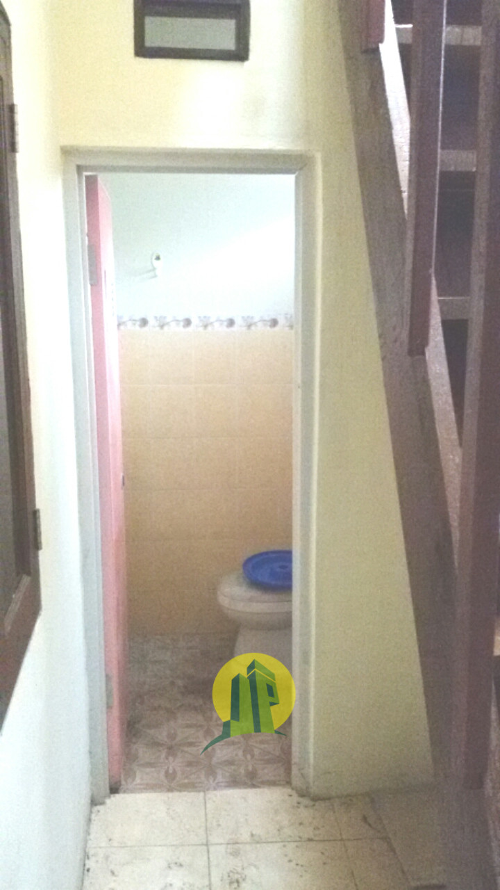 Rumah Baru Secondary siap huni di Bintara Bekasi Barat