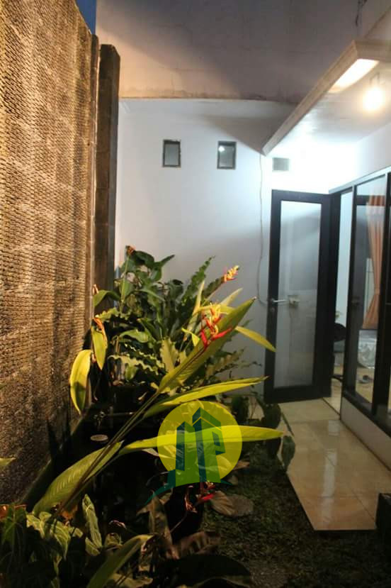 Dijual rumah 2 Lantai. SHM di Pondok Kelapa Jaktim