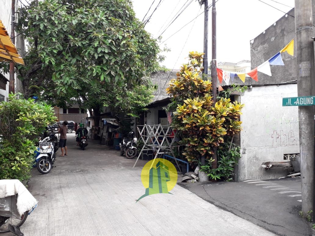 Rumah di Sunter Agung Jakarta Utara