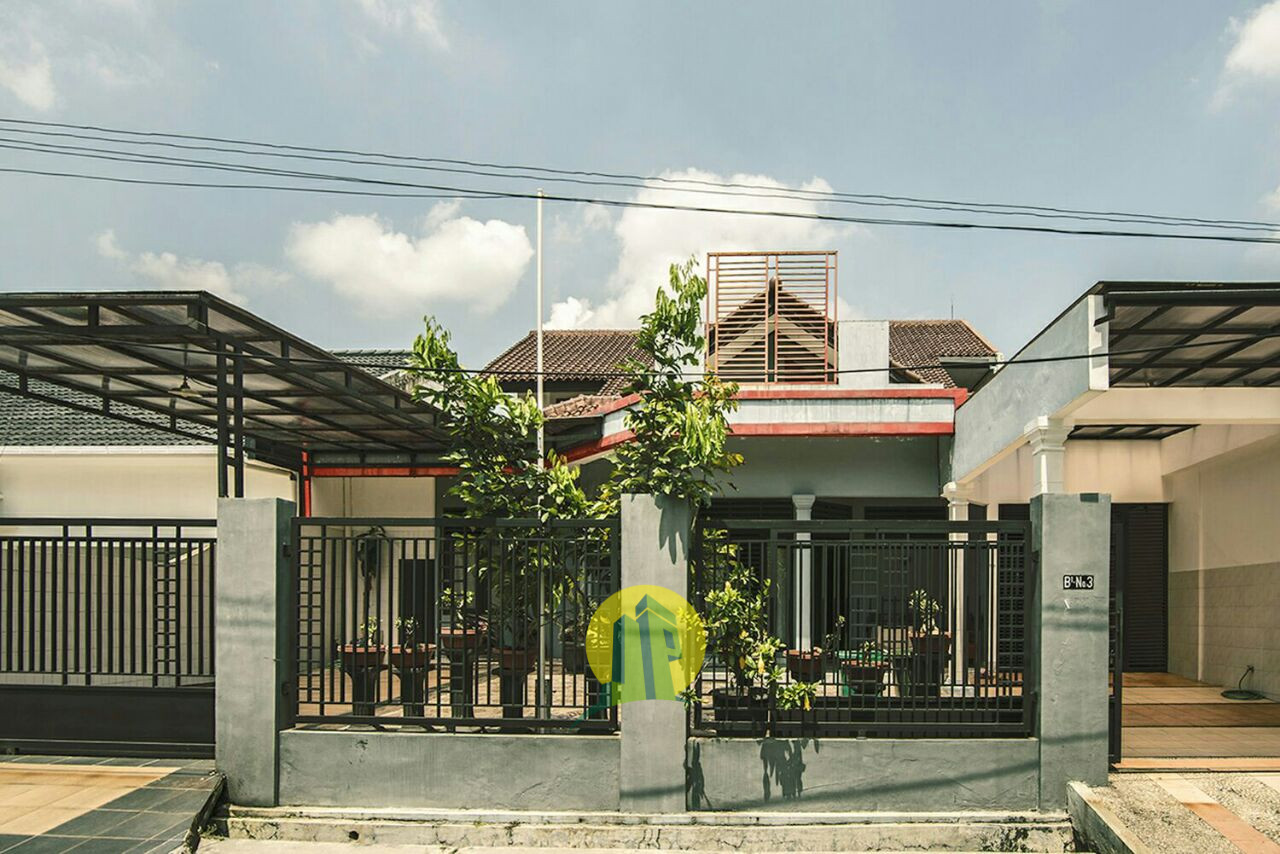 RUmah di pondokgede bekasi