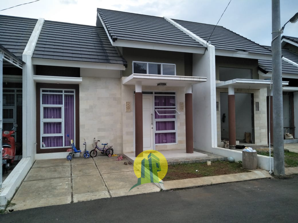 Rumah Cantik  berada di jalur utama, Jatiwarna-Cibubur