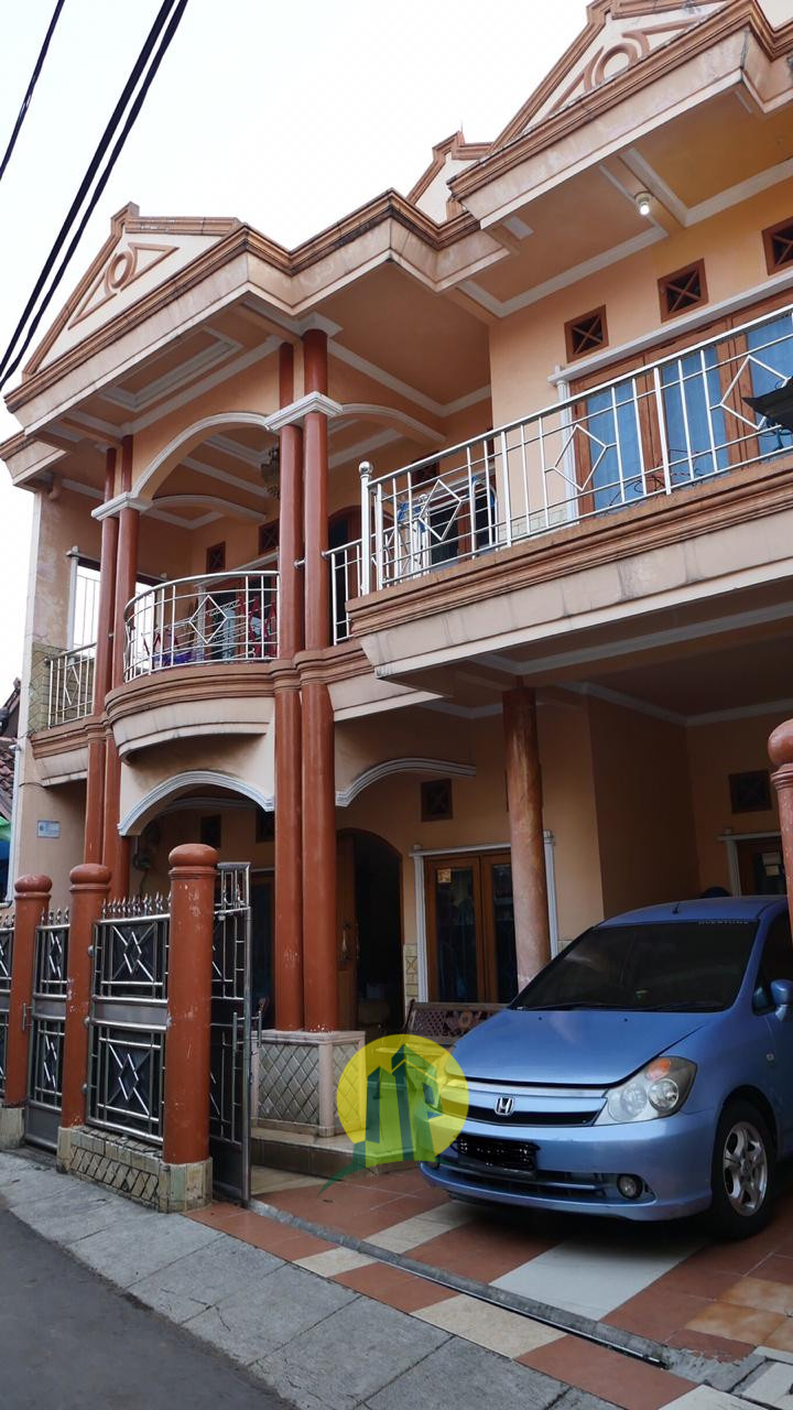 RUMAH MEWAH HARGA MURAH SIAP HUNI LOKASI STRATEGIS Di Ciracas Cibubur Jakarta Timur