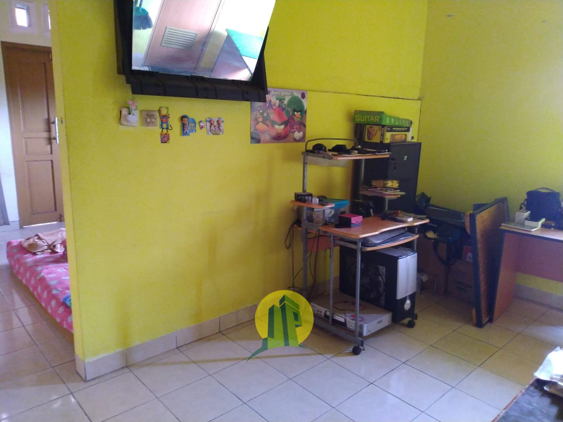 Rumah Second di Tapos Depok