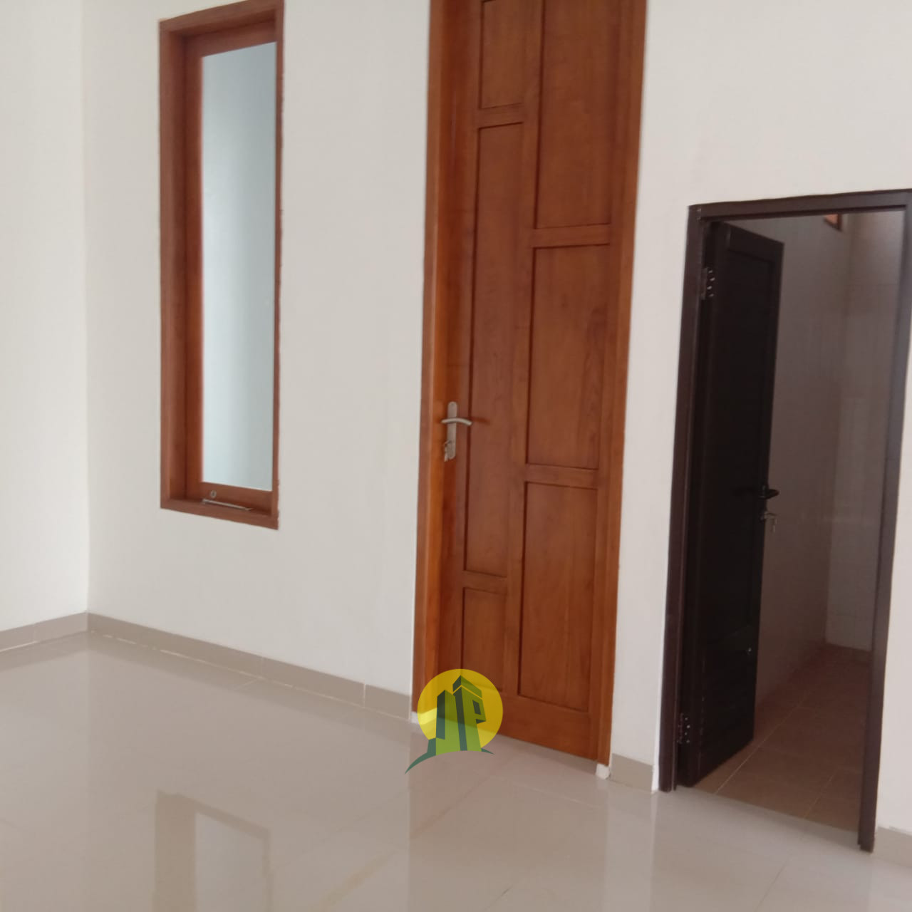 RUMAH MEWAH HARGA EKONOMIS LOKASI SUPER STRATEGIS di Cikunir Jatiasih Bekasi