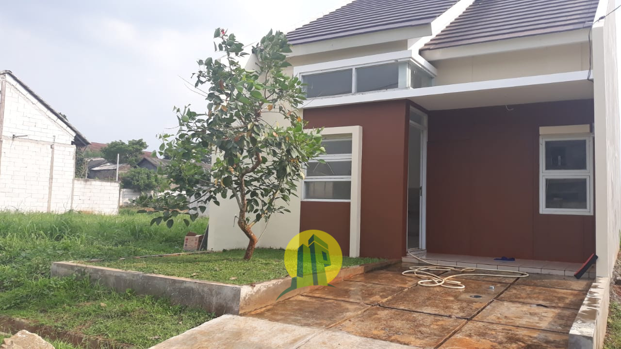 HUNIAN MODERN GREEN CONCEPT TROPICAL GARDEN di Jatiwarna Bekasi